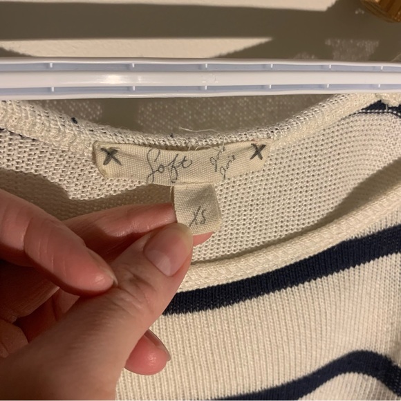 Soft Joie sweater - Picture 3 of 3